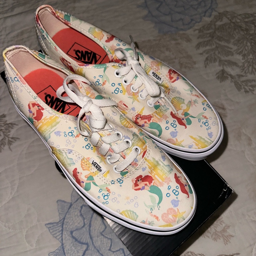 Disney x Vans - Ariel Little Mermaid Authentic size 8.5 (women’s), 7 (men's) EUC